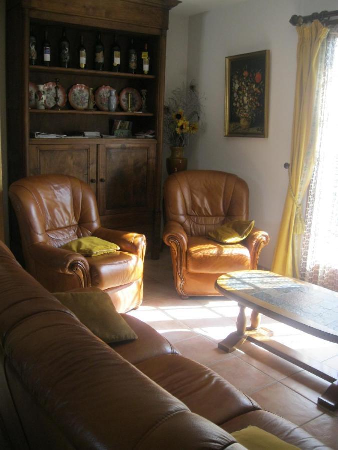 Вилла Domaine Du Cassana Saint-Sauveur  Экстерьер фото